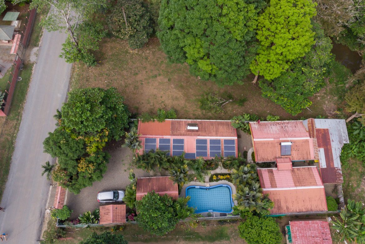 SUCCESSFUL BOUTIQUE HOTEL WITH OWNER’S HOME BY THE BEACH IN UVITA