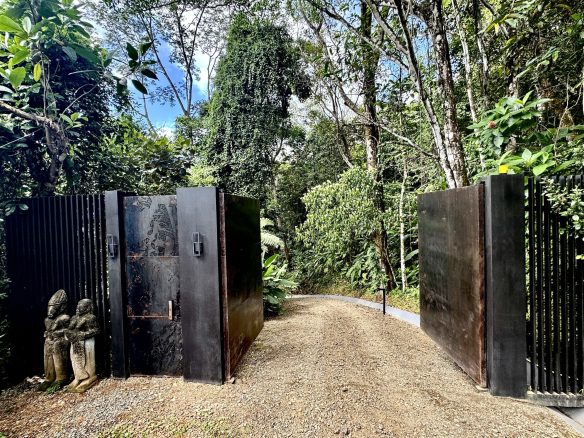 BLACK HOUSE JUNGLE PROPERTY, IN UVITA – 4.32 ACRES, Uvita, Costa Rica — photo 1