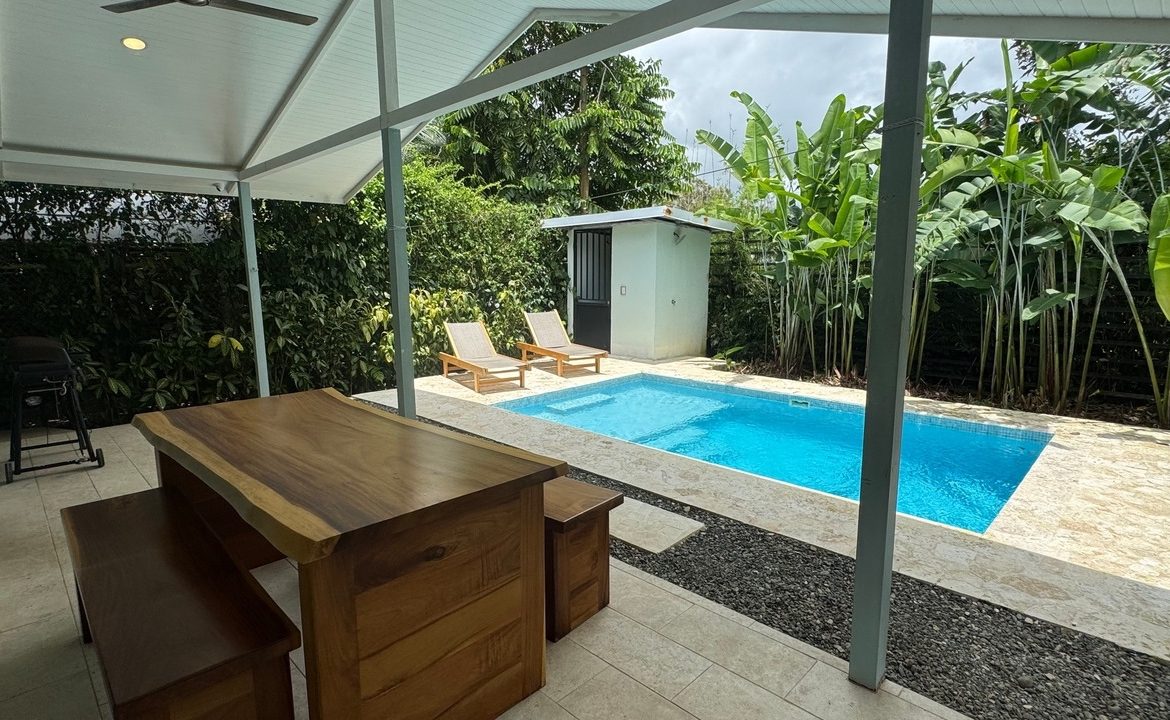 PROPERTY WITH TWO BEDROOM AND PUBLIC ROAD IN FRONT, IN BAHIA BALLENA – 0.06 ACRES
