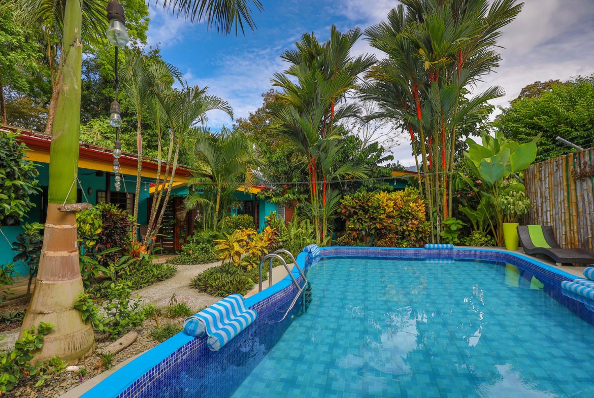 SUCCESSFUL BOUTIQUE HOTEL WITH OWNER’S HOME BY THE BEACH IN UVITA, Uvita, Costa Rica — photo 2