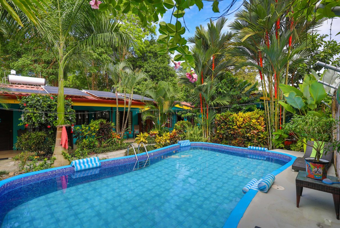 SUCCESSFUL BOUTIQUE HOTEL WITH OWNER’S HOME BY THE BEACH IN UVITA, Uvita, Costa Rica — photo 3
