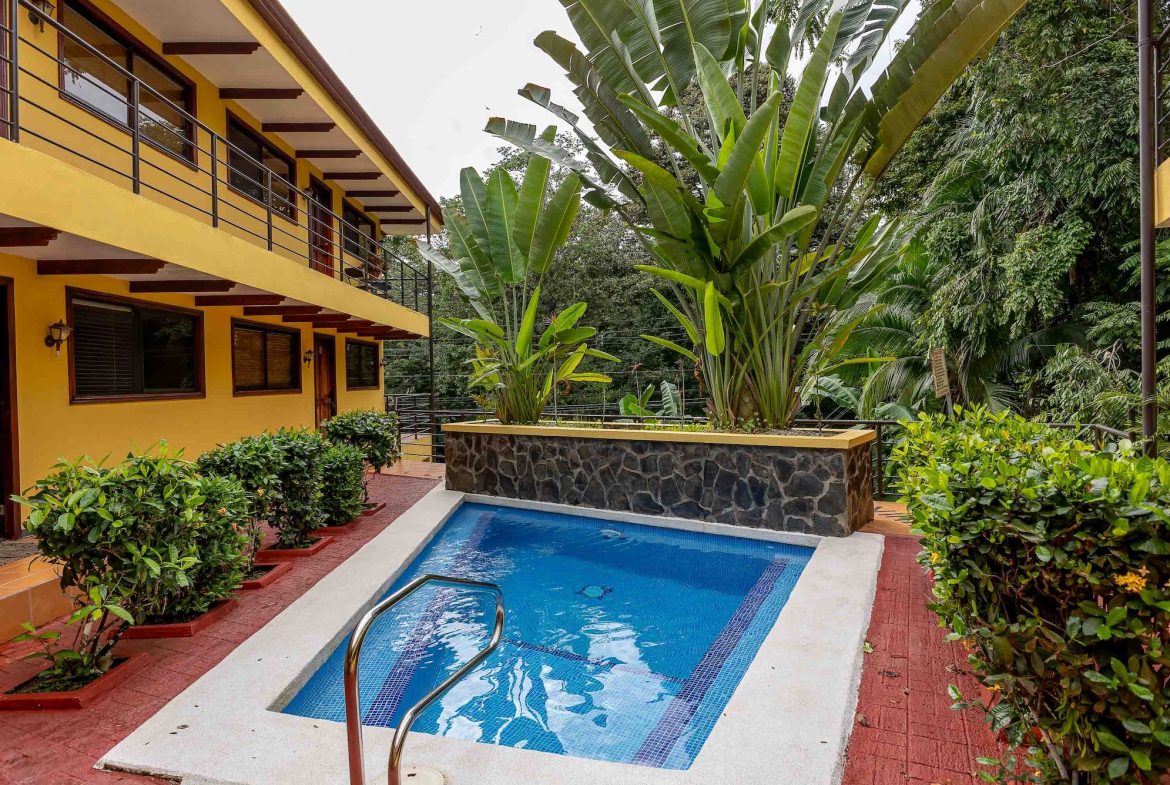 MONO TITI CONDOMINIUMS #7 | TWO BEDROOMS WITH JUNGLE VIEW, IN MANUEL ANTONIO – 0.012 ACRES