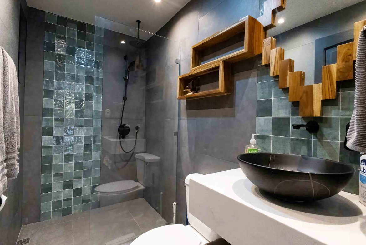 MONO TITI CONDOMINIUMS #7 | TWO BEDROOMS WITH JUNGLE VIEW, IN MANUEL ANTONIO – 0.012 ACRES