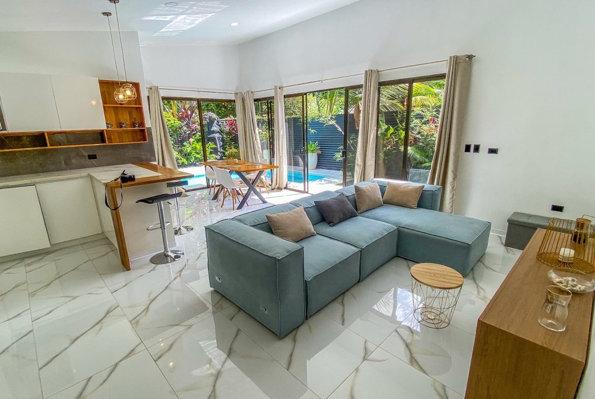 PROPERTY WITH PUBLIC ROAD IN FRONT WITH THREE BEDROOMS AND, IN UVITA – 0.05 ACRES, Uvita, Costa Rica — photo 6