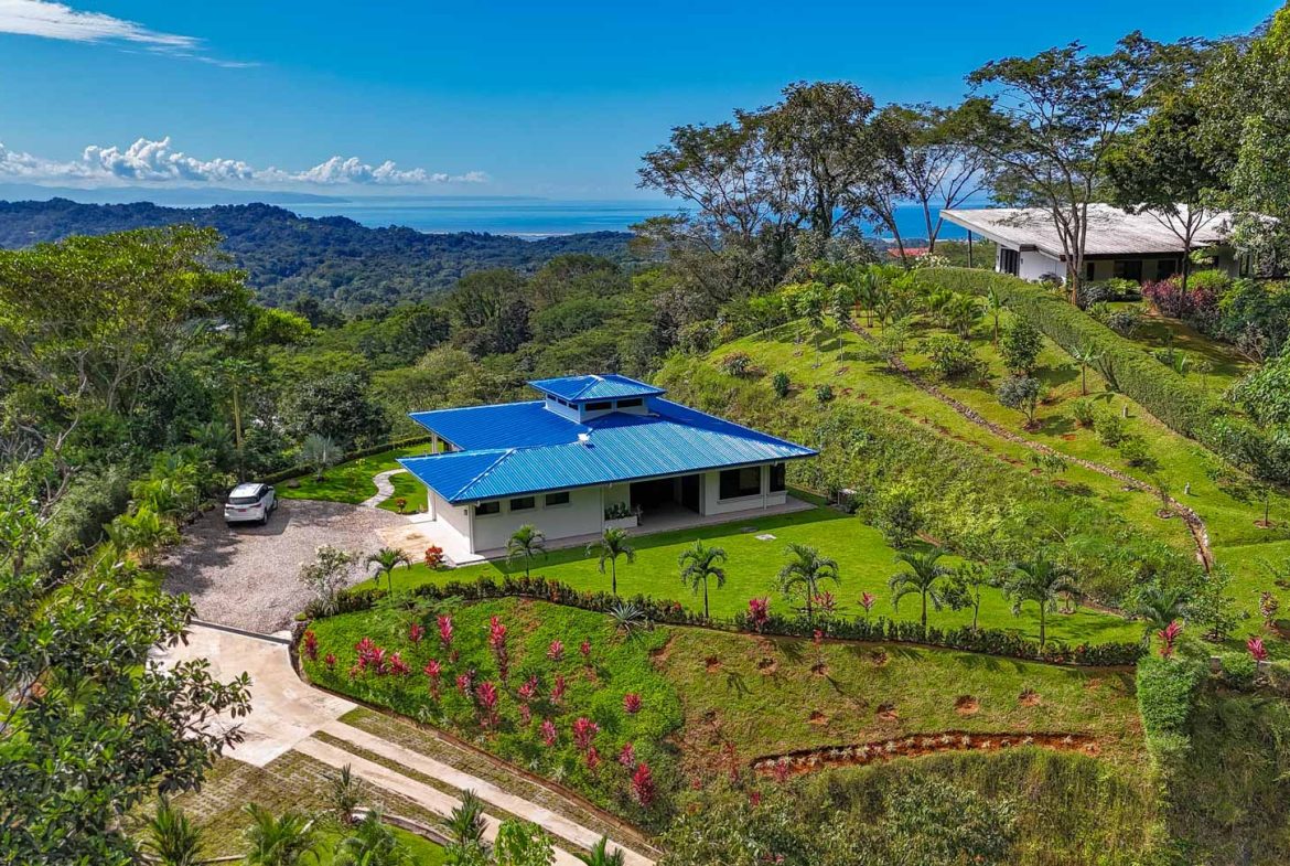 PROPERTY WITH TWO BEDROOMS WITH PANORAMIC VIEWS OF THE MOUNTAINS, IN OJOCHAL – 1.48 ACRES, Uvita, Costa Rica — photo 2