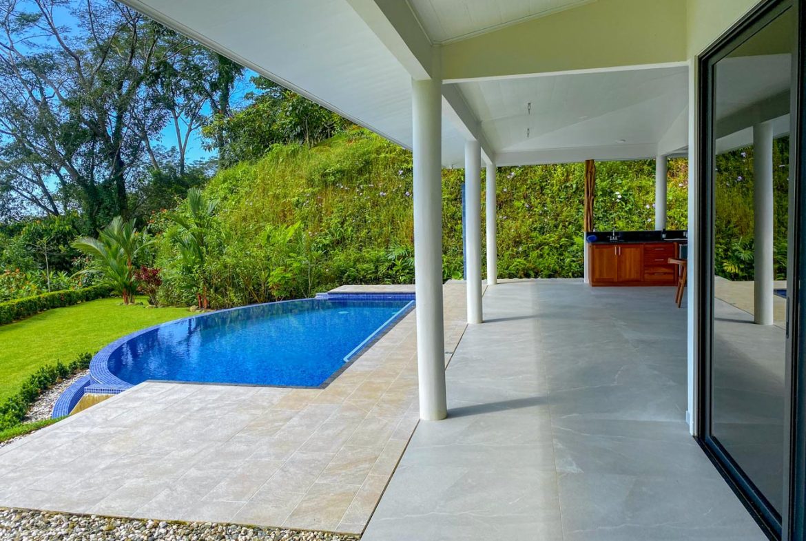 PROPERTY WITH TWO BEDROOMS WITH PANORAMIC VIEWS OF THE MOUNTAINS, IN OJOCHAL – 1.48 ACRES