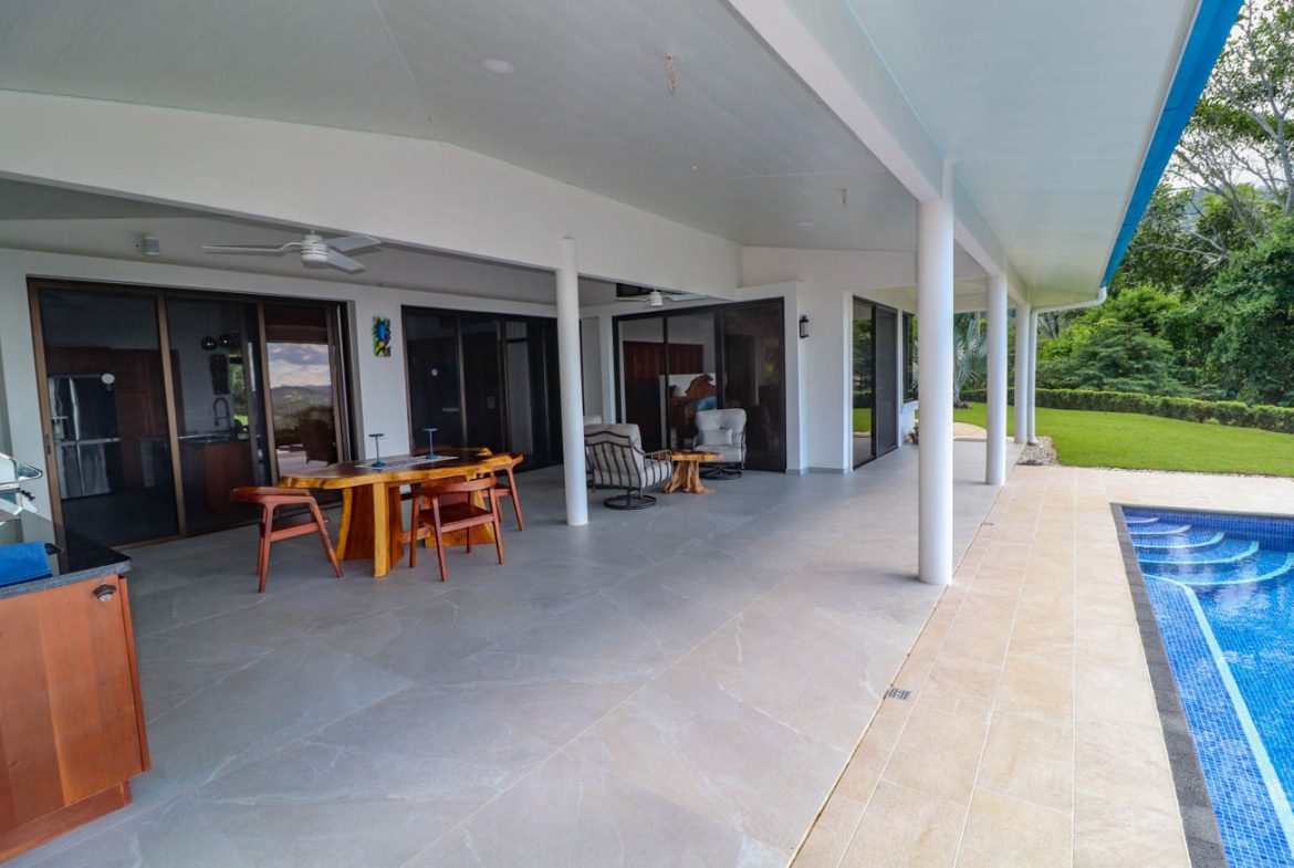PROPERTY WITH TWO BEDROOMS WITH PANORAMIC VIEWS OF THE MOUNTAINS, IN OJOCHAL – 1.48 ACRES