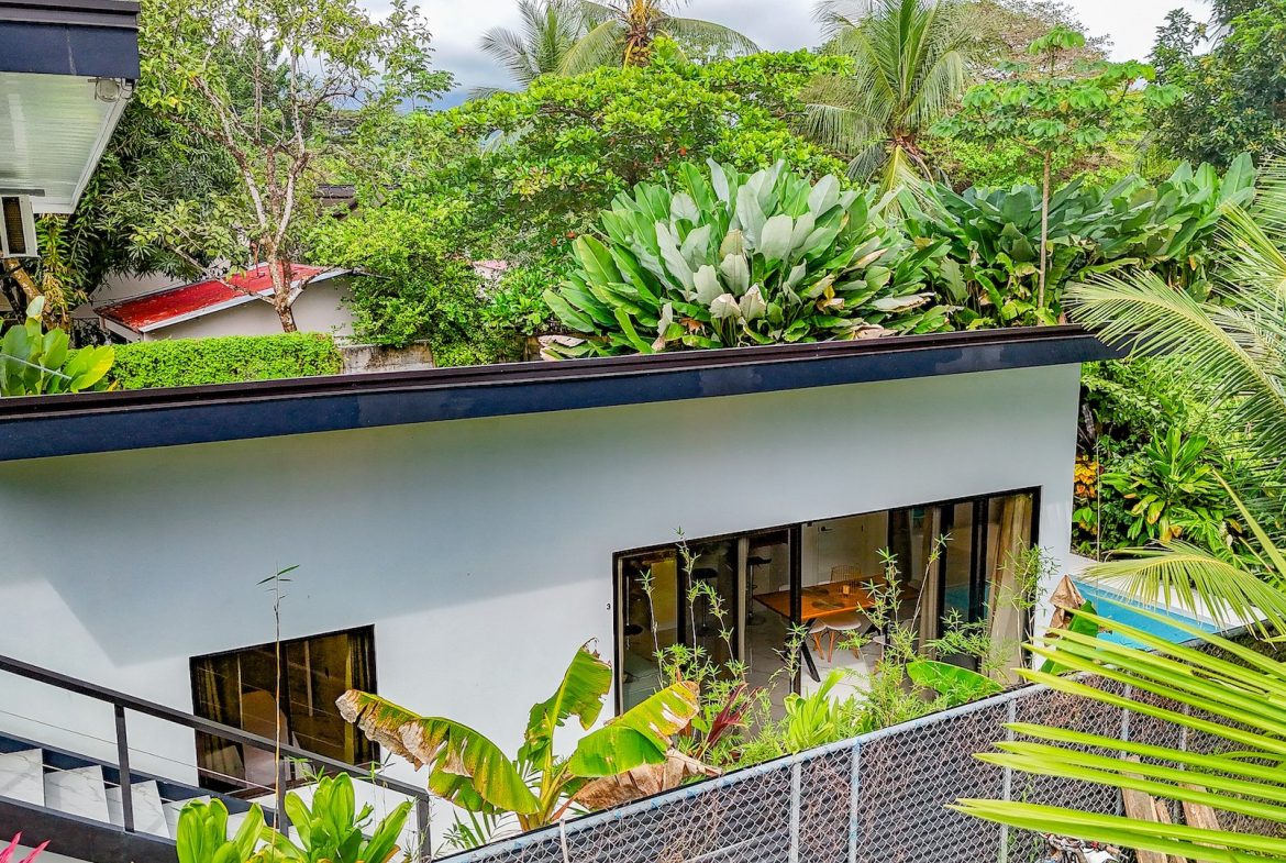 PROPERTY WITH PUBLIC ROAD IN FRONT WITH THREE BEDROOMS AND, IN UVITA – 0.05 ACRES, Uvita, Costa Rica — photo 3