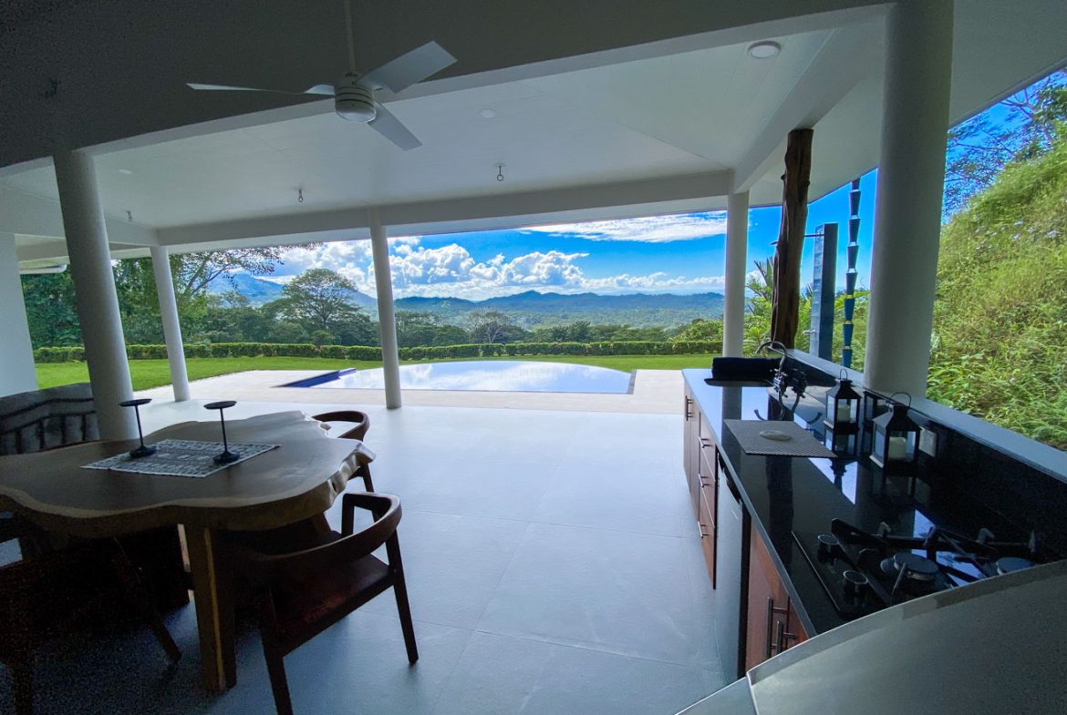 PROPERTY WITH TWO BEDROOMS WITH PANORAMIC VIEWS OF THE MOUNTAINS, IN OJOCHAL – 1.48 ACRES
