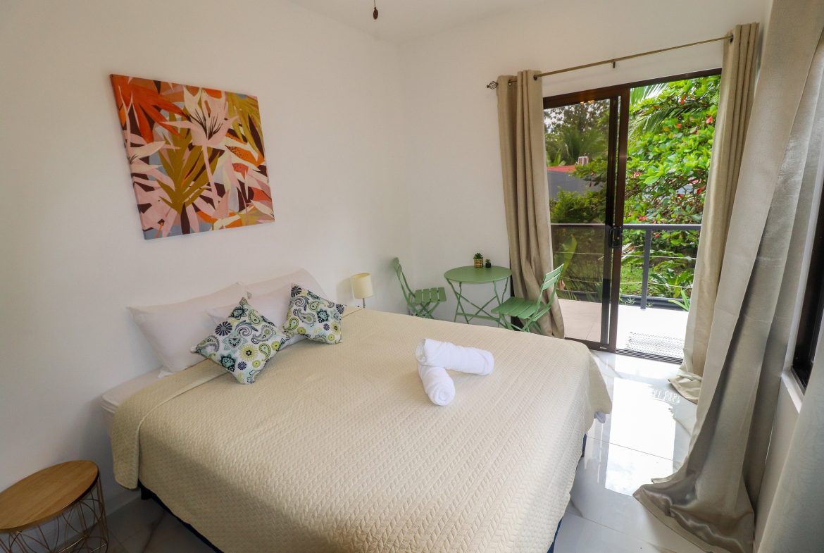 PROPERTY WITH PUBLIC ROAD IN FRONT WITH THREE BEDROOMS AND, IN UVITA – 0.05 ACRES