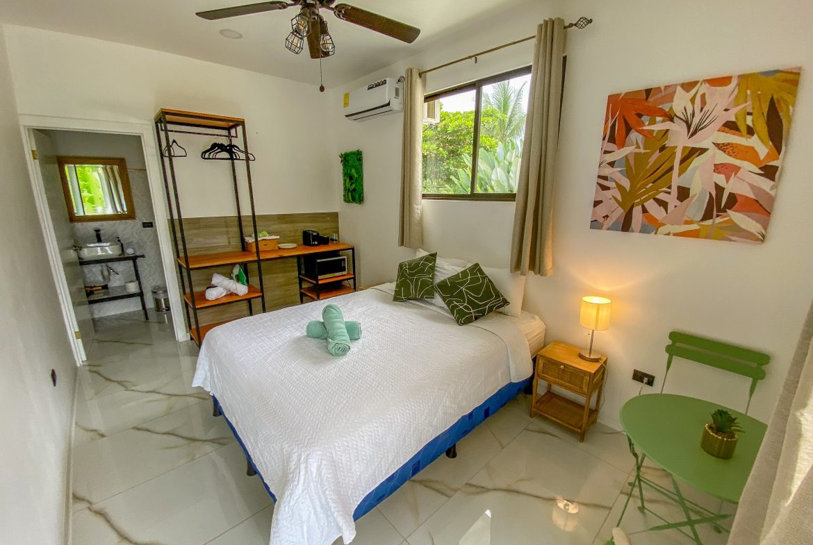PROPERTY WITH PUBLIC ROAD IN FRONT WITH THREE BEDROOMS AND, IN UVITA – 0.05 ACRES