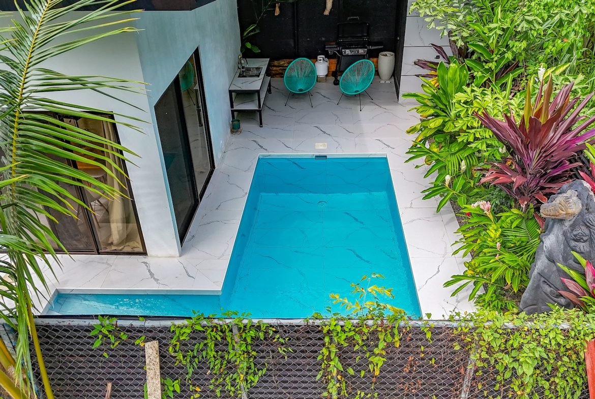 PROPERTY WITH PUBLIC ROAD IN FRONT WITH THREE BEDROOMS AND, IN UVITA – 0.05 ACRES, Uvita, Costa Rica — photo 4