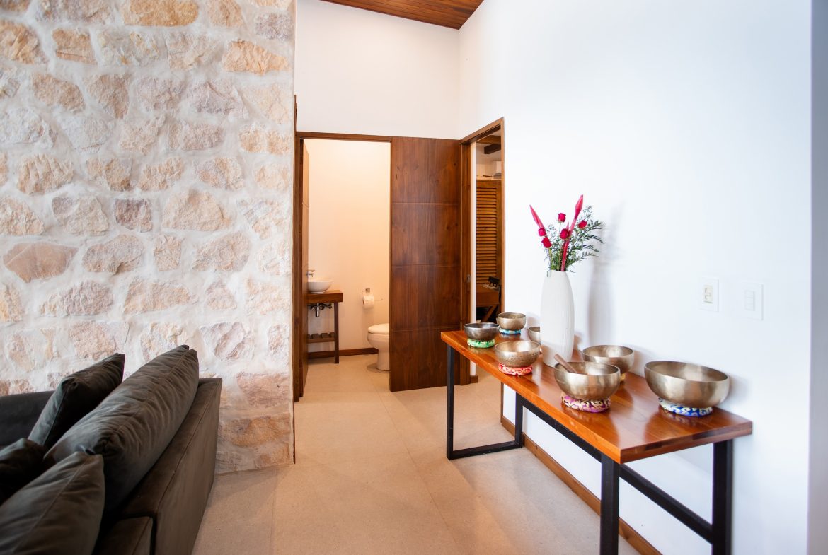 PROPERTY WITH THREE BEDROOM AND PANORAMIC VIEWS OF THE OCEAN, IN OJOCHAL – 0.54 ACRES