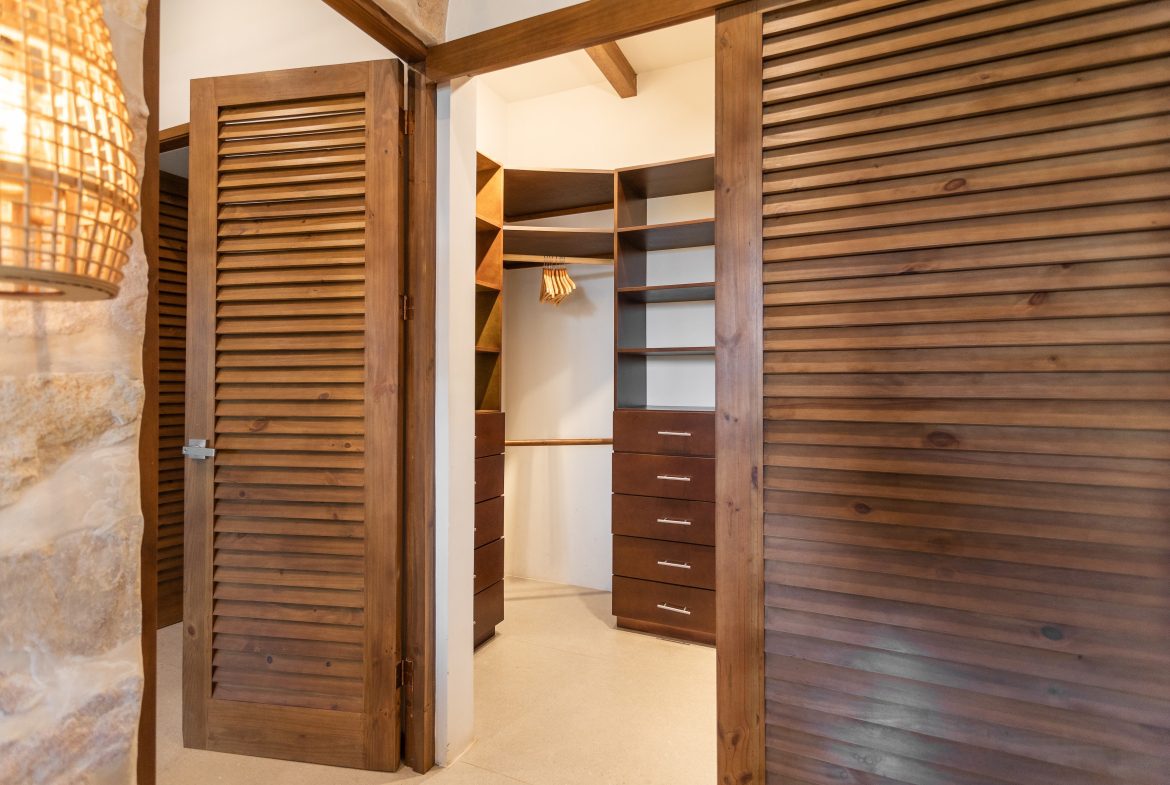 PROPERTY WITH THREE BEDROOM AND PANORAMIC VIEWS OF THE OCEAN, IN OJOCHAL – 0.54 ACRES