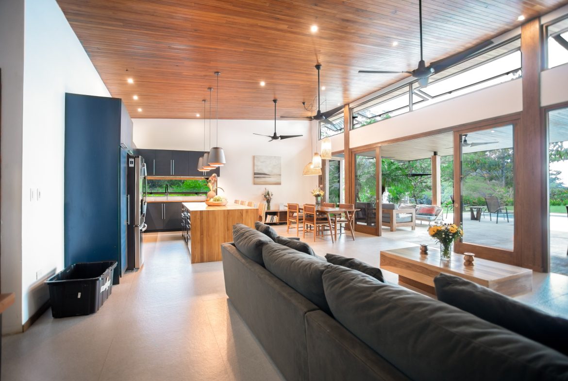 PROPERTY WITH THREE BEDROOM AND PANORAMIC VIEWS OF THE OCEAN, IN OJOCHAL – 0.54 ACRES, Uvita, Costa Rica — photo 6