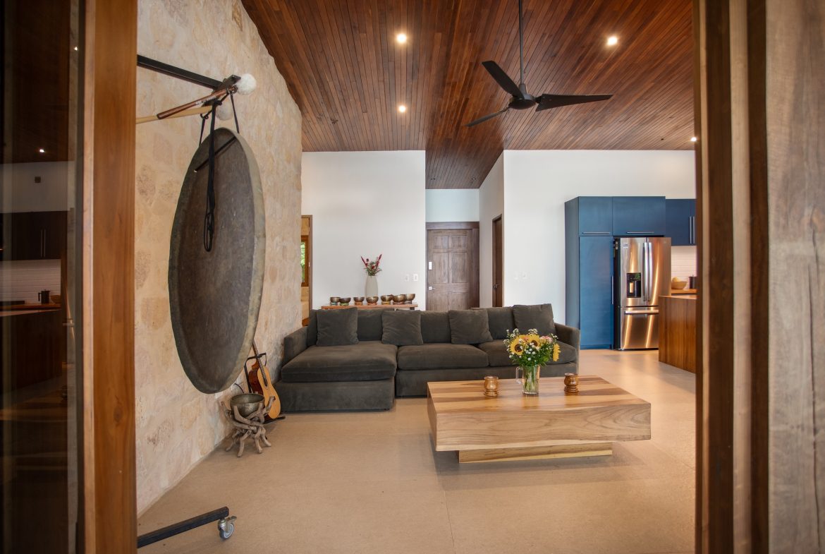 PROPERTY WITH THREE BEDROOM AND PANORAMIC VIEWS OF THE OCEAN, IN OJOCHAL – 0.54 ACRES, Uvita, Costa Rica — photo 8