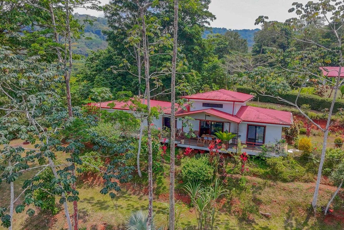 MOUNTAIN PROPERTY WITH A GUEST HOUSE WITH BEAUTIFUL VIEWS OF THE NATURE, IN BARU – 3.53 ACRES, Uvita, Costa Rica — photo 3