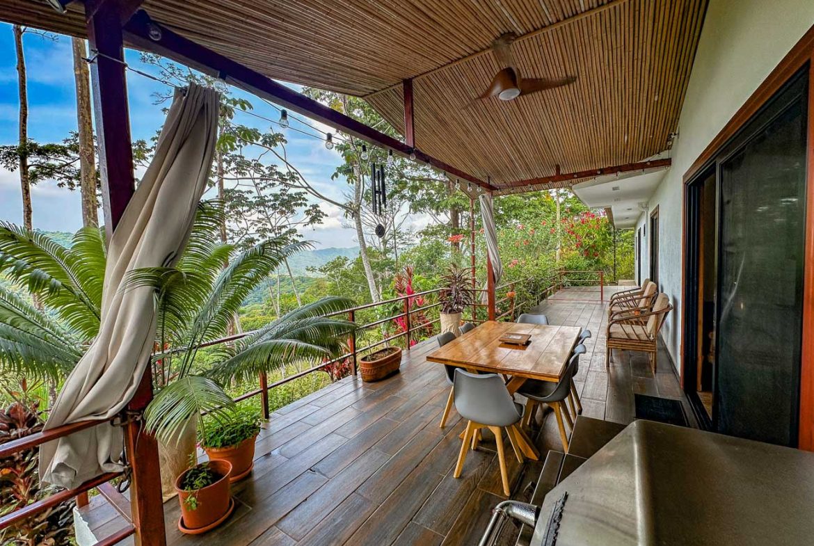 MOUNTAIN PROPERTY WITH A GUEST HOUSE WITH BEAUTIFUL VIEWS OF THE NATURE, IN BARU – 3.53 ACRES