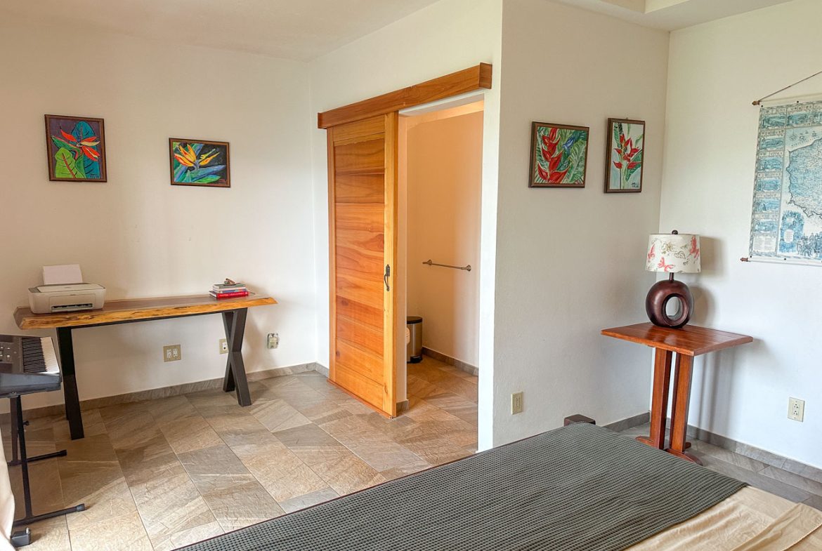 MOUNTAIN PROPERTY WITH A GUEST HOUSE WITH BEAUTIFUL VIEWS OF THE NATURE, IN BARU – 3.53 ACRES
