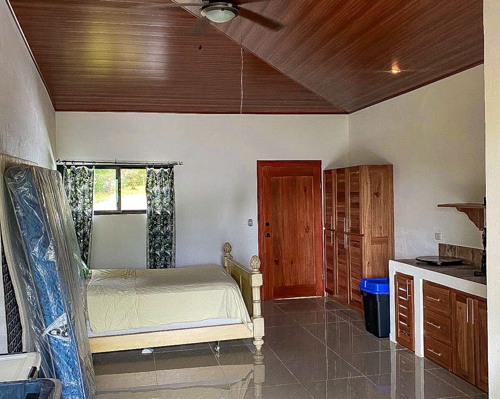 MOUNTAIN PROPERTY WITH A GUEST HOUSE WITH BEAUTIFUL VIEWS OF THE NATURE, IN BARU – 3.53 ACRES