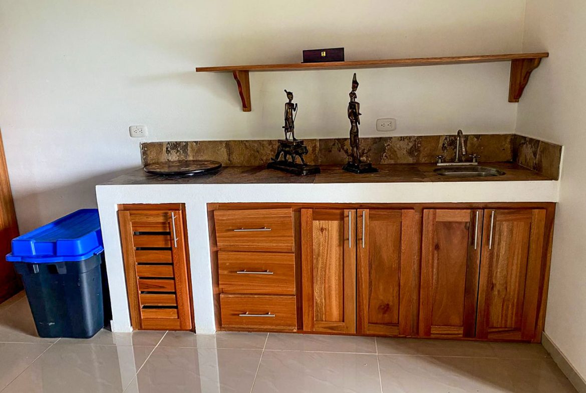MOUNTAIN PROPERTY WITH A GUEST HOUSE WITH BEAUTIFUL VIEWS OF THE NATURE, IN BARU – 3.53 ACRES