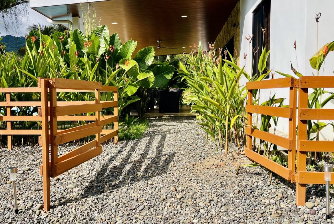 MOUNTAIN PROPERTY WITH TWO BEDROOM, IN TRES RIOS – 0.53 ACRES, Uvita, Costa Rica — photo 6
