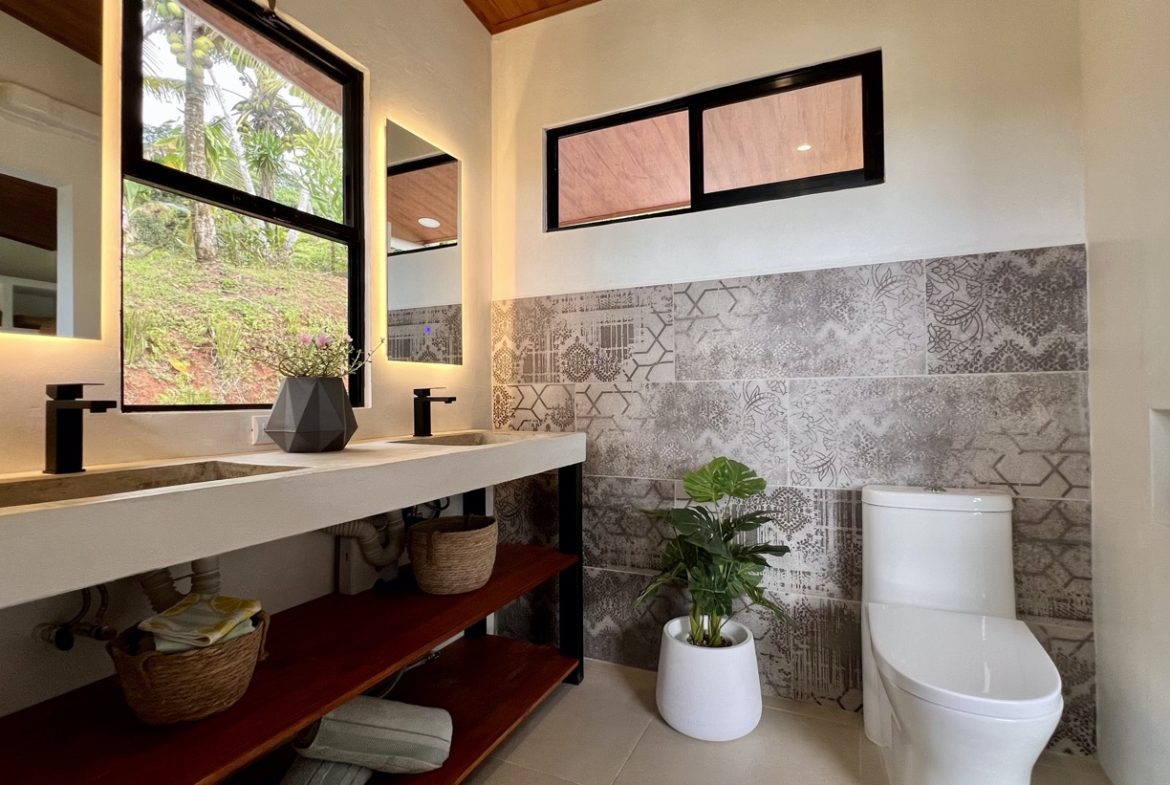 MOUNTAIN PROPERTY WITH TWO BEDROOM, IN TRES RIOS – 0.53 ACRES