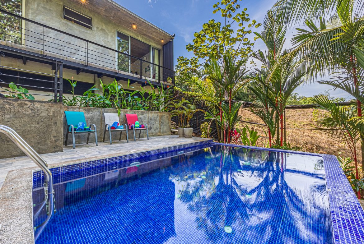 PROPERTY WITH THREE BEDROOM NEAR TO EVERYTHING, IN UVITA – 0.20 ACRES