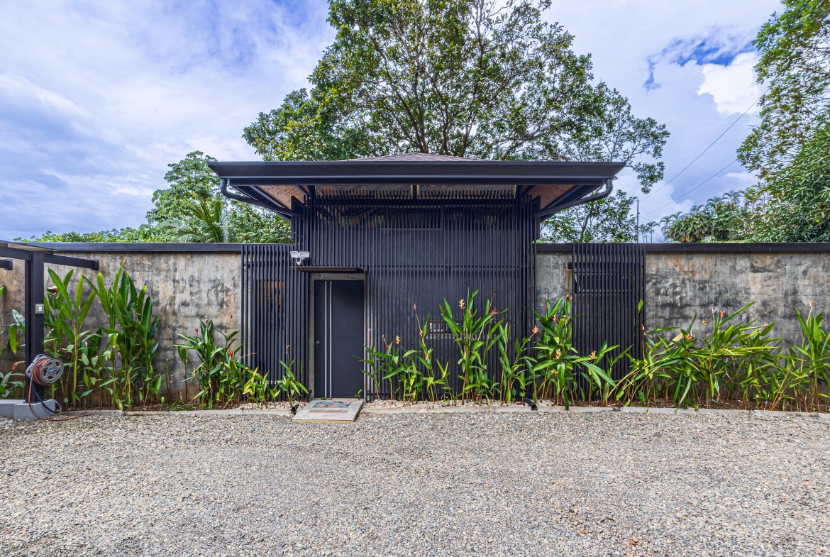 PROPERTY WITH THREE BEDROOM NEAR TO EVERYTHING, IN UVITA – 0.20 ACRES, Uvita, Costa Rica — photo 7