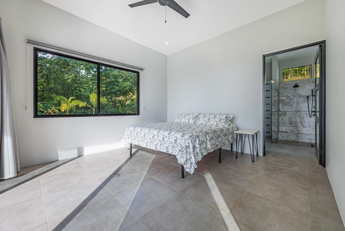 PROPERTY WITH THREE BEDROOM AND PANORAMIC VIEWS OF THE NATURE, IN PORTALON –  1.35 ACRES
