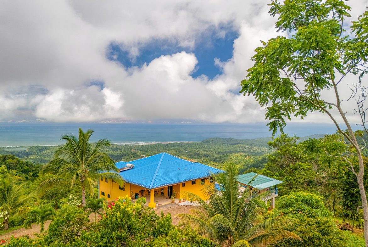 PROPERTY WITH PANORAMIC VIEWS OF THE OCEAN AND MOUNTAINS – 10.30 ACRES, Uvita, Costa Rica — photo 5