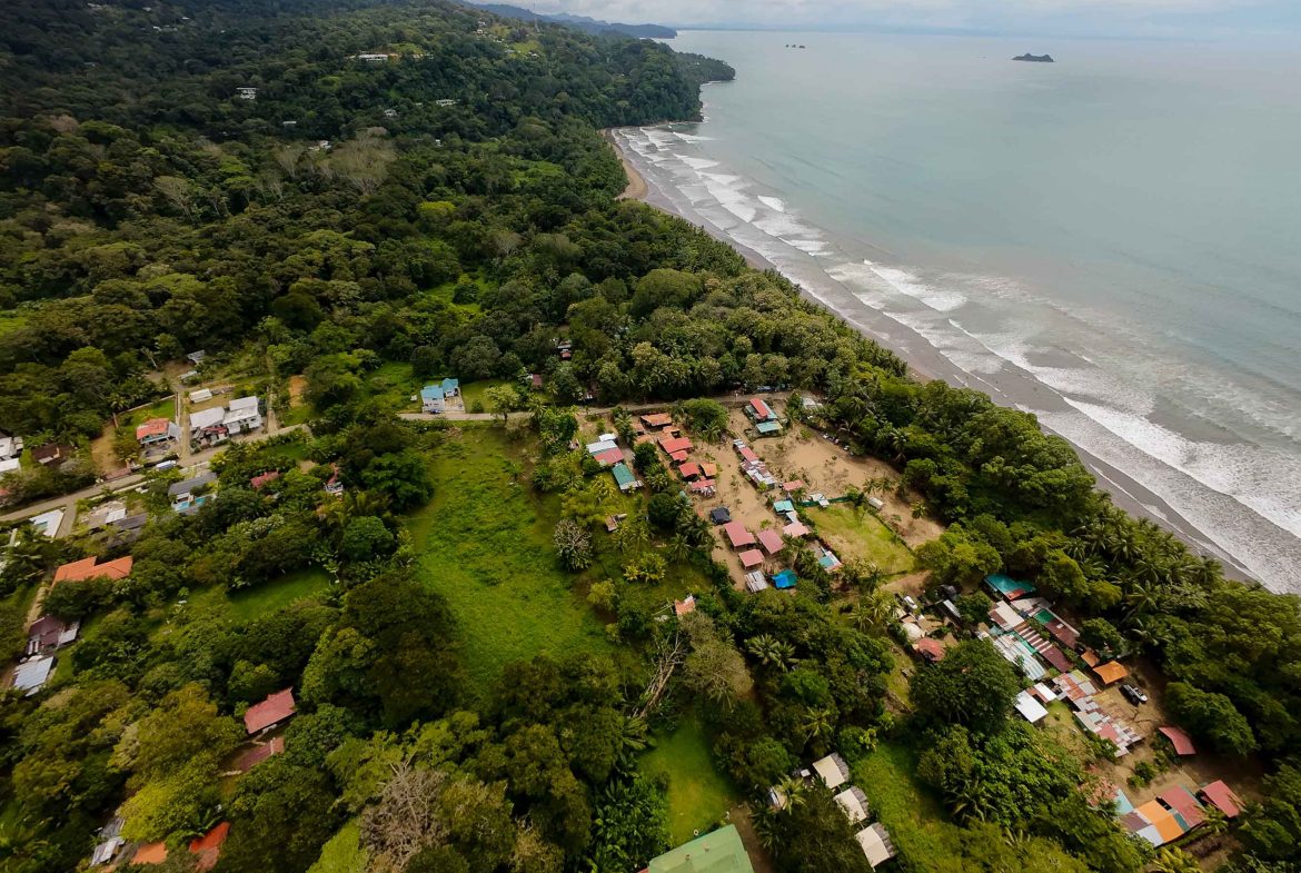 BUILDING PROPERTY WITH STEPS OF THE BEACH, IN LA COLONIA – 2.47 ACRES