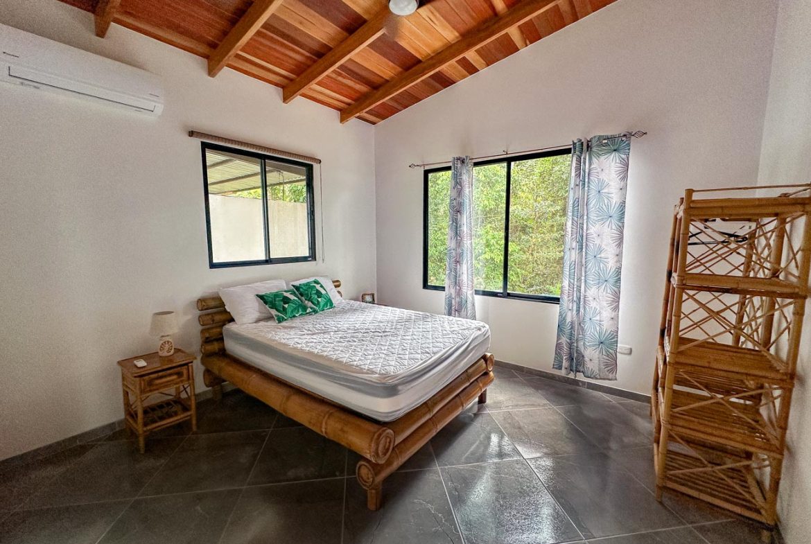 MOUNTAIN PROPERTY WITH A GUEST HOUSE WITH BEAUTIFUL VIEWS OF THE NATURE, IN BARU – 3.53 ACRES