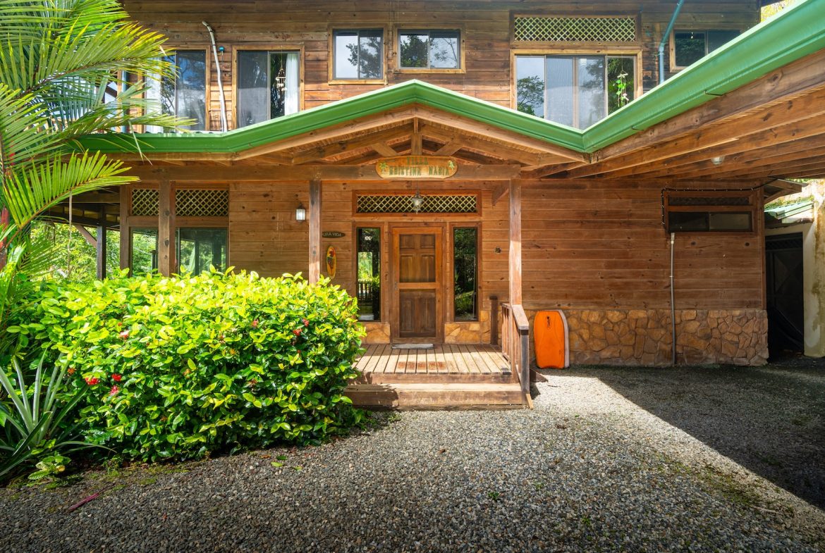 VILLA KRISTINA MOUNTAIN PROPERTY WITH OCEAN VIEWS AND A GUEST HOUSE, IN BALLENA – 3.8 ACRES, Uvita, Costa Rica — photo 4