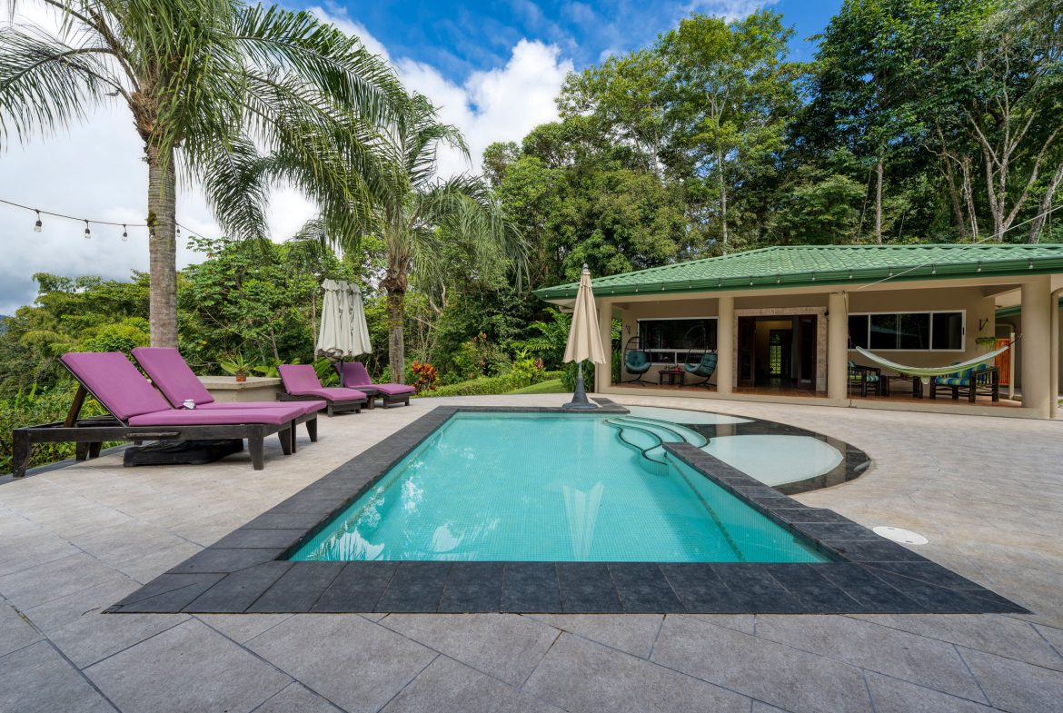 CASA TRANQUILA IN LAGUNAS – HOME, GUEST SUITE, SALON, AND GARAGE WITH WORKSHOP, Uvita, Costa Rica — photo 4