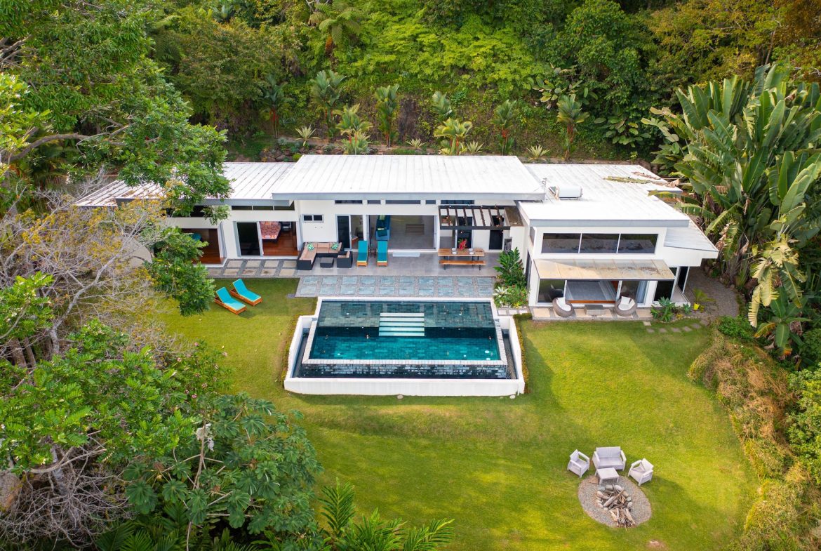 VILLA LUNA PROPERTY WITH THREE BEDROOMS AND SUNSET VIEWS, IN ESCALERAS – 0.66 ACRES, Uvita, Costa Rica — photo 3