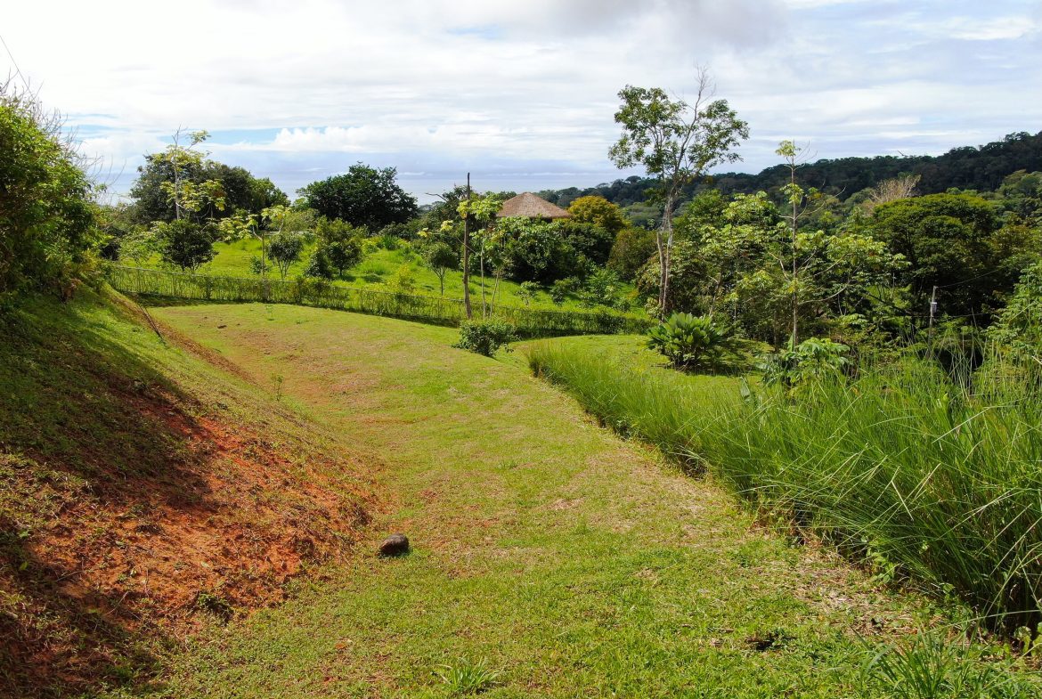 BUILDING PROPERTY WITH MOUNTAINS VIEWS, IN SAN JOSECITO – 1.8 ACRES