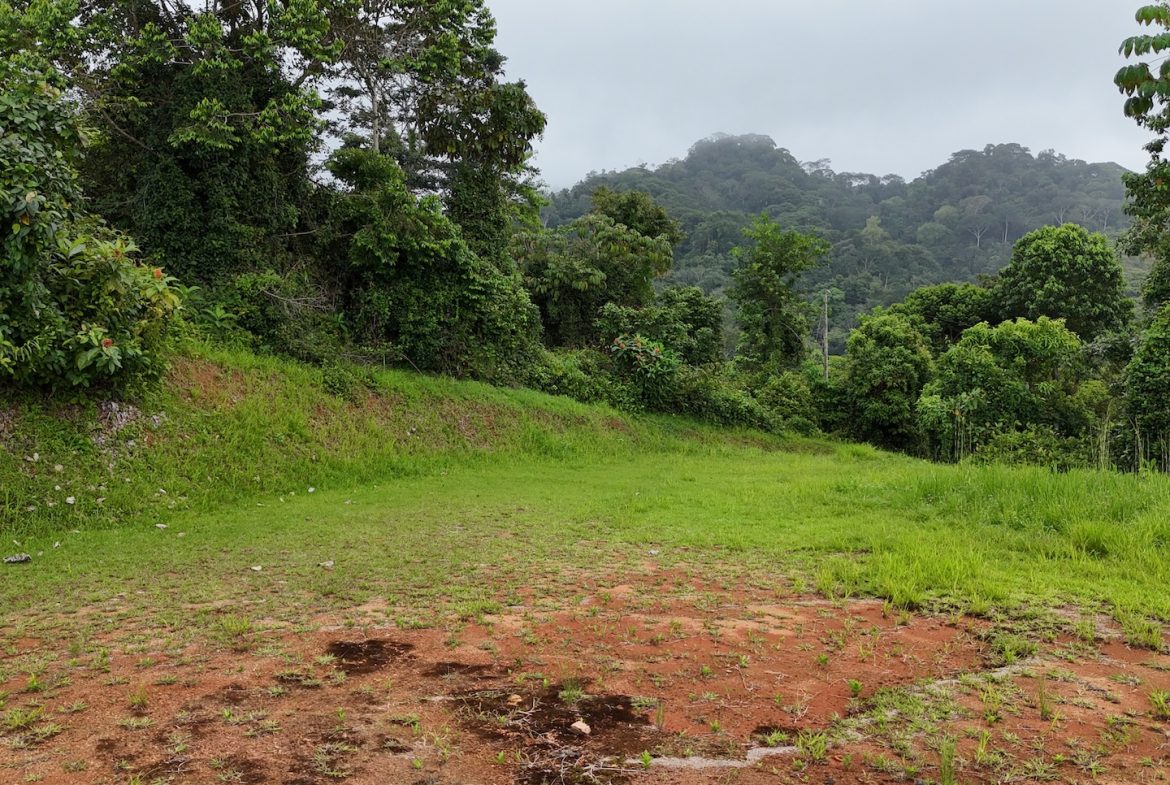 MOUNTAIN BUILDING PROPERTY WITH OCEAN VIEWS, IN TRES RIOS – 2.27 ACRES