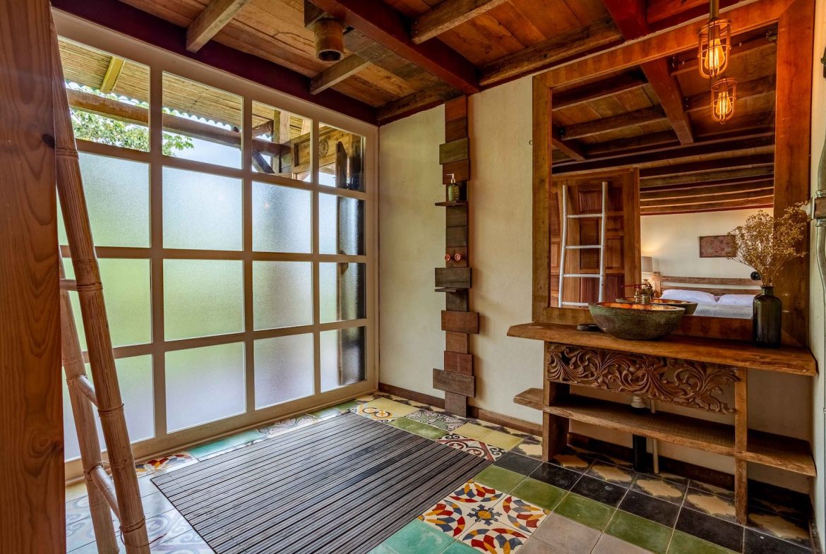 PROPERTY WITH OCEAN AND SUNSET VIEWS, IN ESCALERAS – 1.23 ACRES