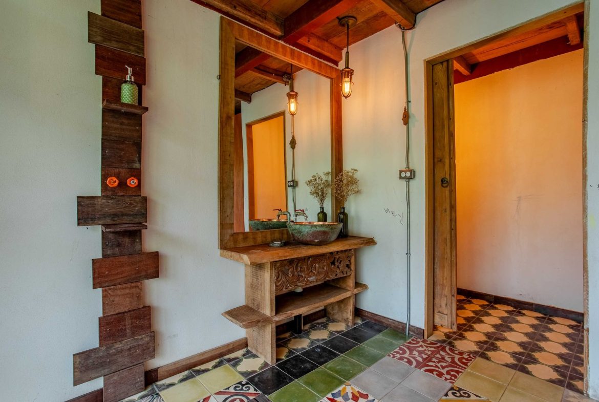 PROPERTY WITH OCEAN AND SUNSET VIEWS, IN ESCALERAS – 1.23 ACRES