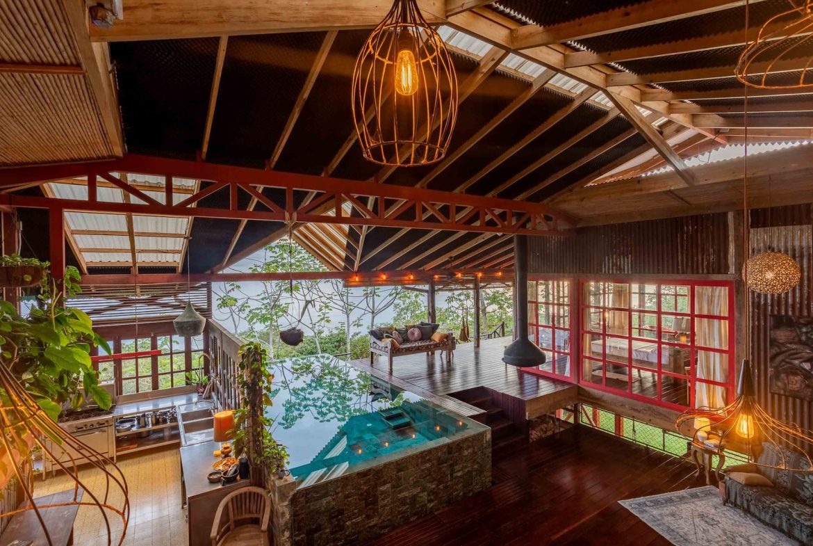 PROPERTY WITH OCEAN AND SUNSET VIEWS, IN ESCALERAS – 1.23 ACRES