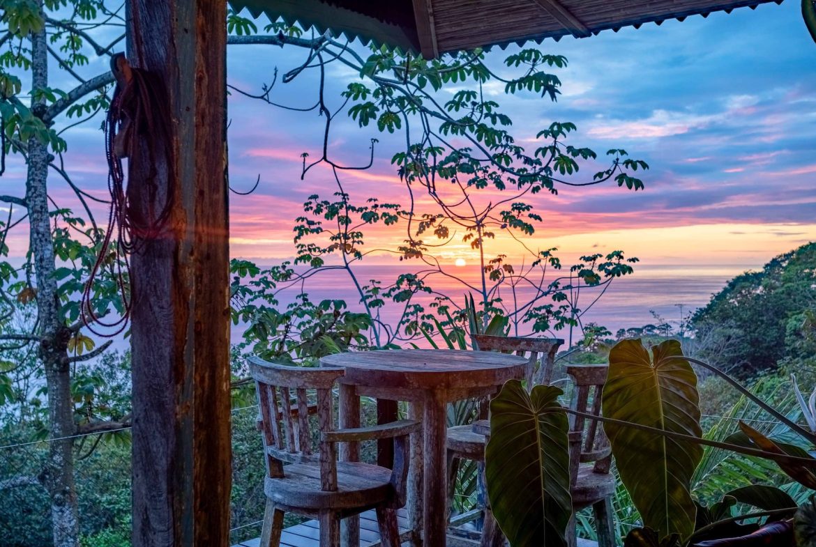 PROPERTY WITH OCEAN AND SUNSET VIEWS, IN ESCALERAS – 1.23 ACRES