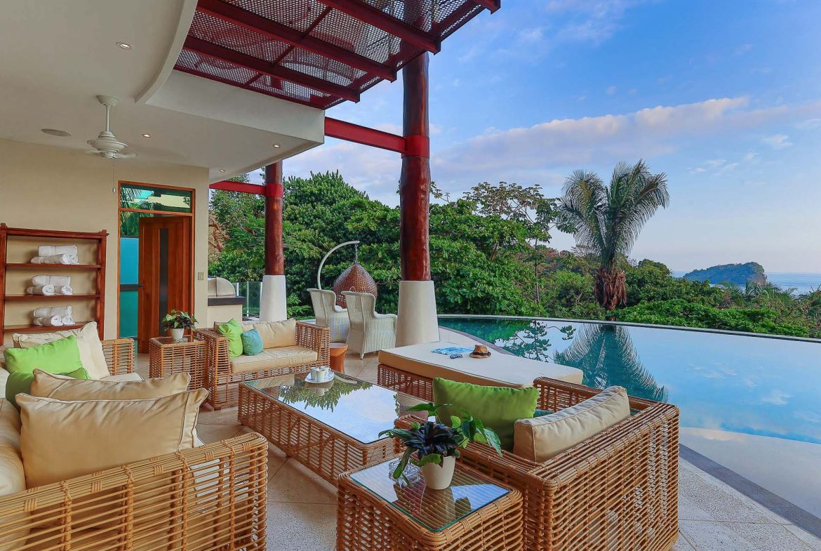 CASA FANTASTICA PROPERTY WITH TEN BEDROOMS AND OCEAN VIEWS, IN MANUEL ANTONIO – 1.3 ACRES, Uvita, Costa Rica — photo 7