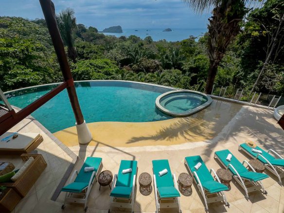 CASA FANTASTICA PROPERTY WITH TEN BEDROOMS AND OCEAN VIEWS, IN MANUEL ANTONIO – 1.3 ACRES, Manuel Antonio, Costa Rica — photo 5
