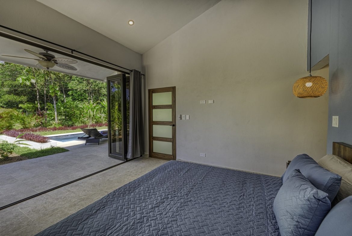 CASA DEL BOSQUE PROPERTY WITH TWO BEDROOM IN THE MIDDLE OF THE NATURE, IN SAVEGRE – 1.23 ACRES