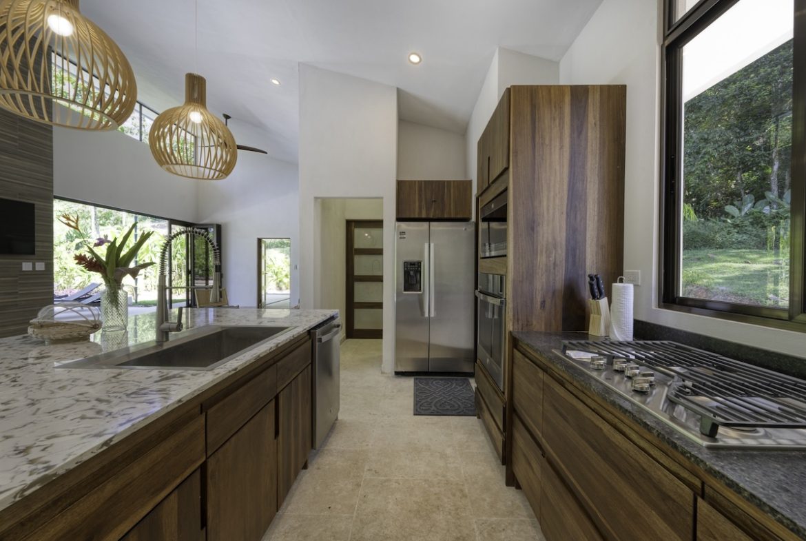 CASA DEL BOSQUE PROPERTY WITH TWO BEDROOM IN THE MIDDLE OF THE NATURE, IN SAVEGRE – 1.23 ACRES