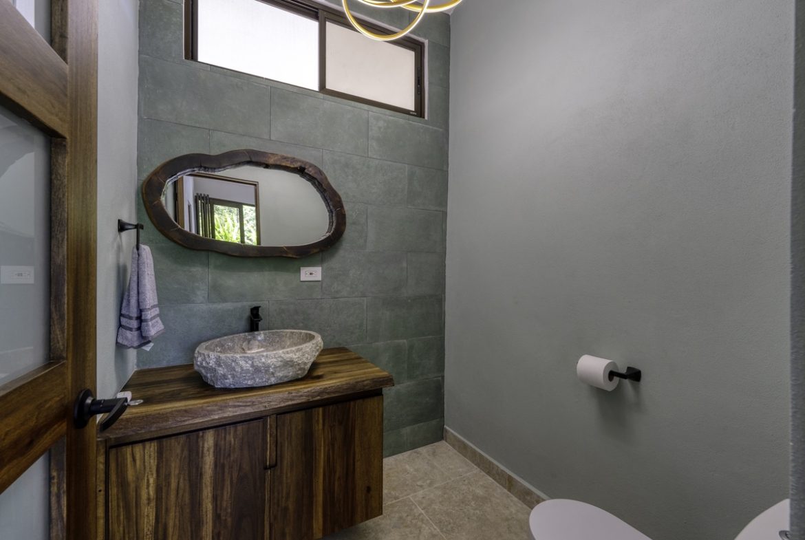 CASA DEL BOSQUE PROPERTY WITH TWO BEDROOM IN THE MIDDLE OF THE NATURE, IN SAVEGRE – 1.23 ACRES
