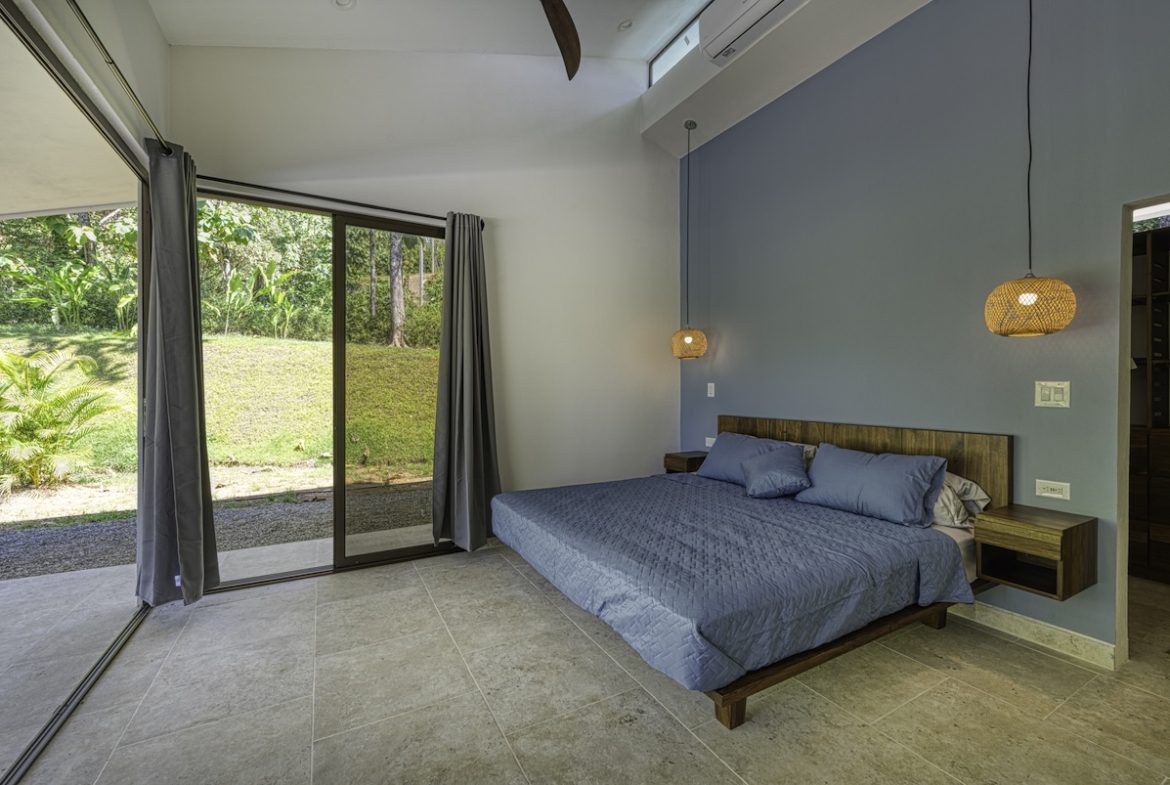 CASA DEL BOSQUE PROPERTY WITH TWO BEDROOM IN THE MIDDLE OF THE NATURE, IN SAVEGRE – 1.23 ACRES