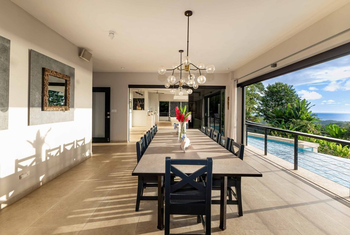 VILLA CIELO AZUL LUXURY PROPERTY WITH SIX BEDROOMS AND OCEAN VIEWS, IN JARDINES DEL MORETE UVITA – 0.55 ACRES