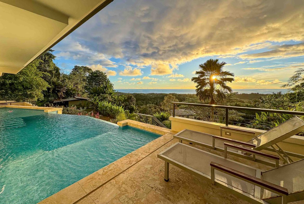 VILLA CIELO AZUL LUXURY PROPERTY WITH SIX BEDROOMS AND OCEAN VIEWS, IN JARDINES DEL MORETE UVITA – 0.55 ACRES, Uvita, Costa Rica — photo 7